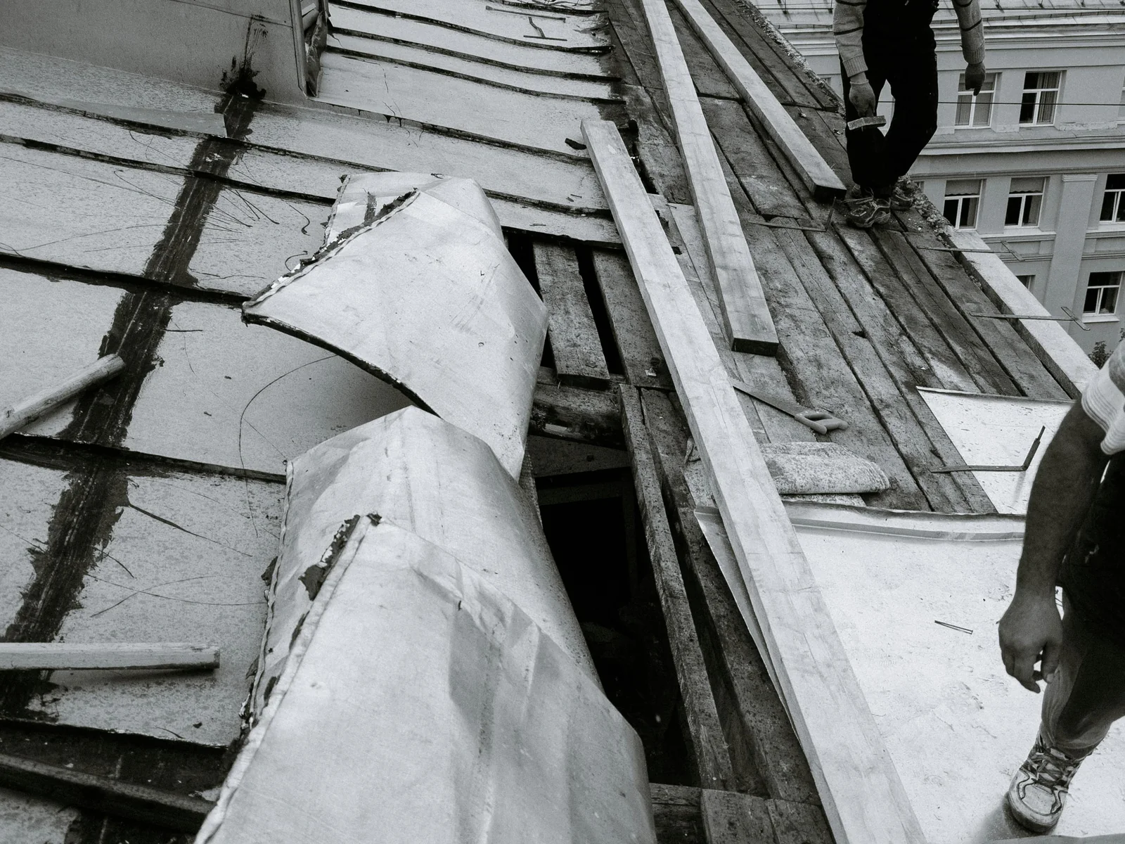 Location - Gilbert 1 Gilbert commercial roofing crew and project photo