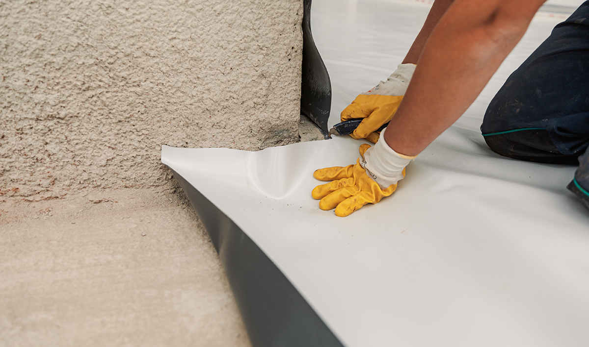 Worker Specialized In Mounting PVC Membranes, TPO In The Process