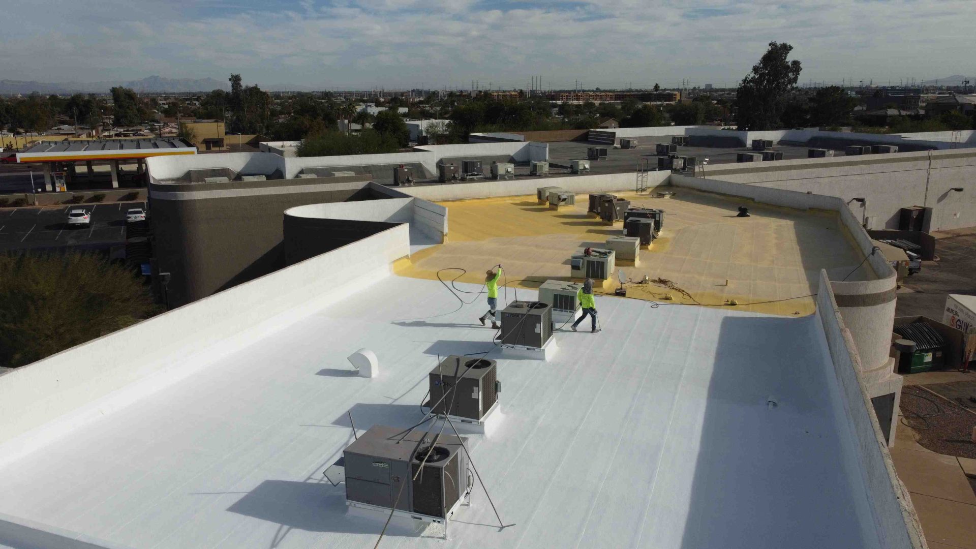 commercial roof cleaning services
